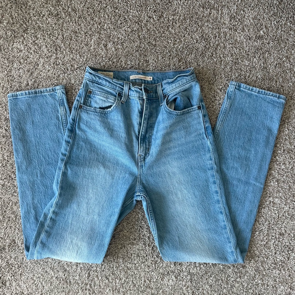 Levi's Women's High Rise Jeans - Ribcage Full Length